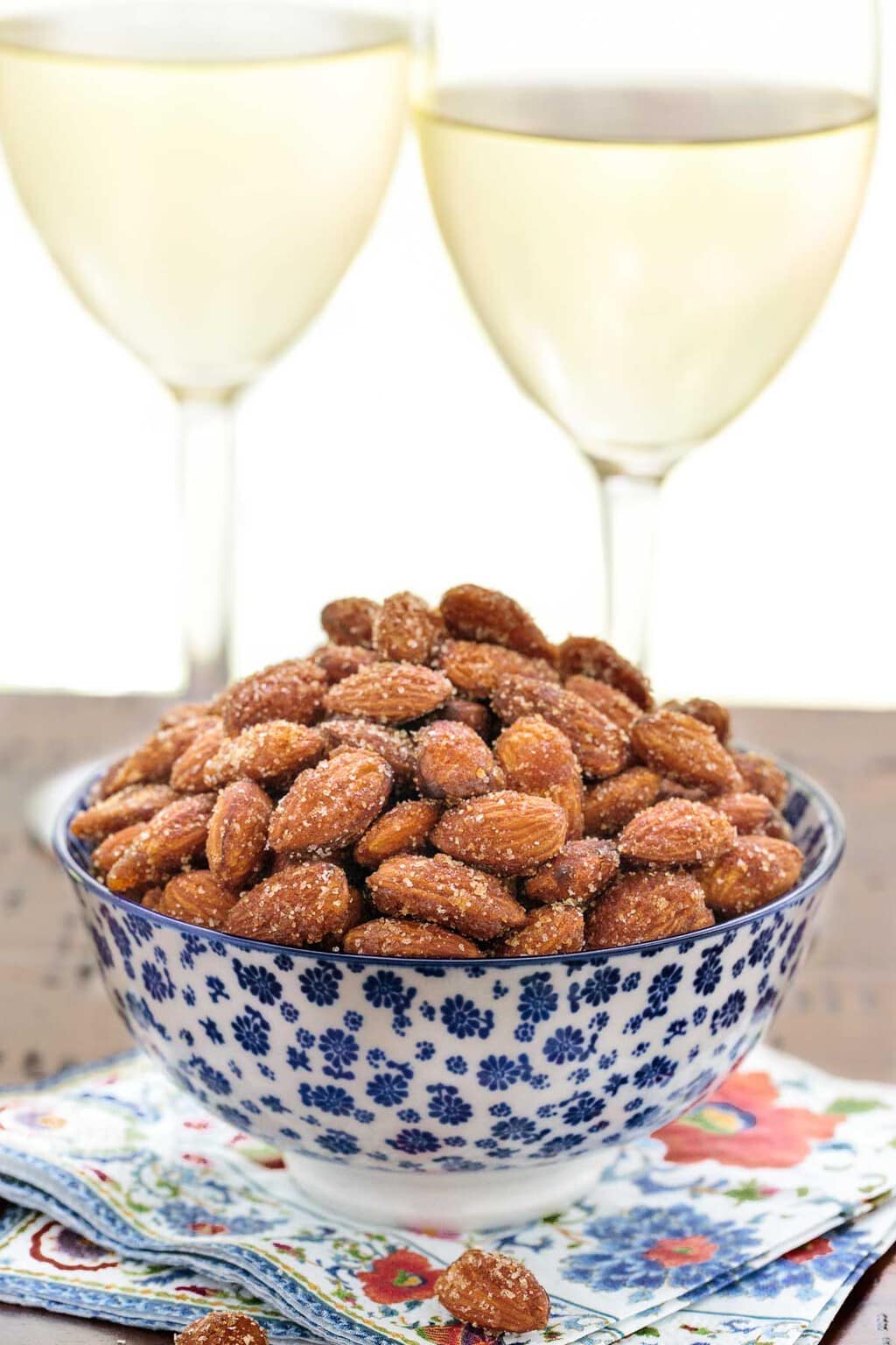 Irresistible Sweet & Spicy Almonds: Perfect Party Snack